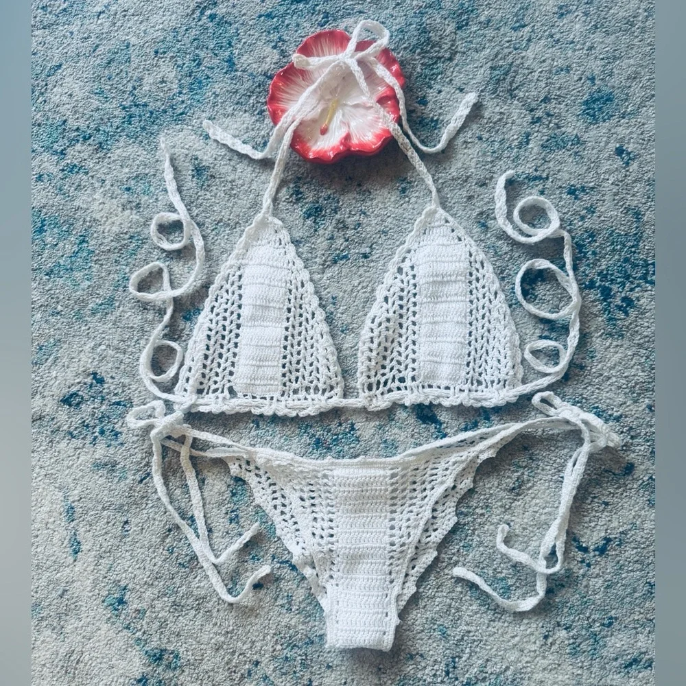 Beach Chic white crochet bikini set - Picture 3 of 12